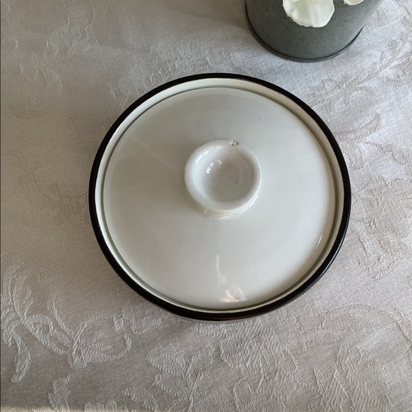 Vintage Rare 1960’s Mikasa Terra Stone Ink Black Creamer Pitcher and Sugar Bowl - Picture 8 of 11